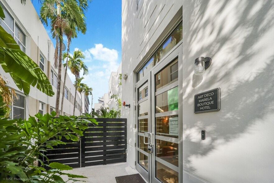 More Photos Of 310 Meridian Ave, Miami Beach Hotel For Sale