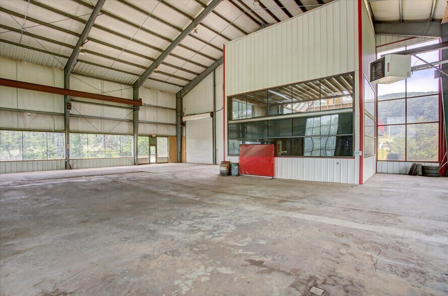 More Photos Of 3771 Pleasant Grove Rd, Warfordsburg Warehouse For Sale