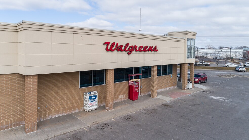 More Photos Of 34899 Groesbeck Hwy, Clinton Township Drugstore For Sale