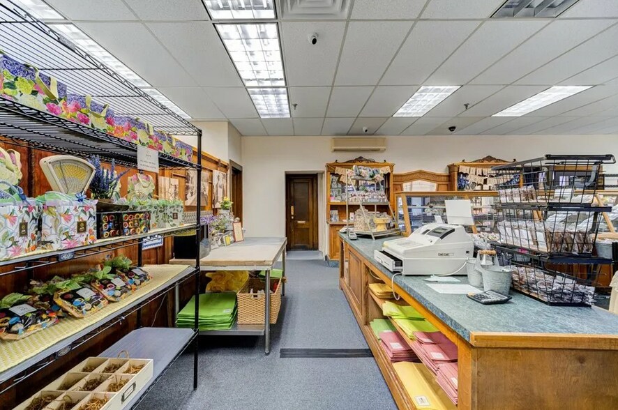 More Photos Of 269 Main St, Beacon Storefront For Sale