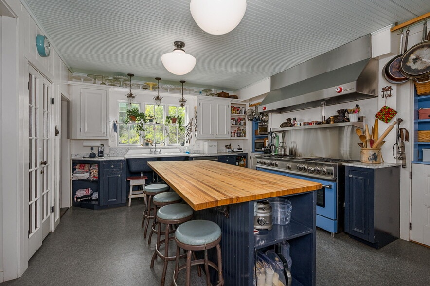 More Photos Of 14 South St, Ashfield Lodge Meeting Hall For Sale