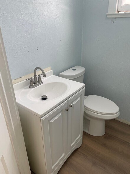 More Photos Of 16 Peapack Rd, Far Hills Loft Creative Space For Lease