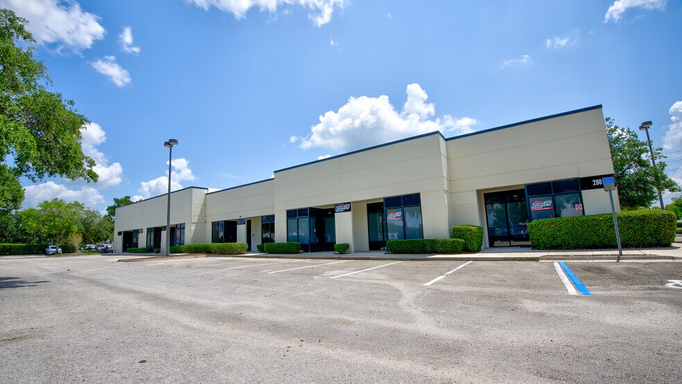 Primary Photo Of 280 Business Park Cir, Saint Augustine Light Distribution For Lease
