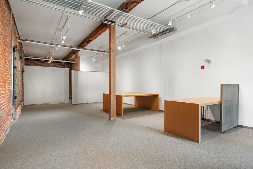 More Photos Of 720 York St, San Francisco Office For Sale