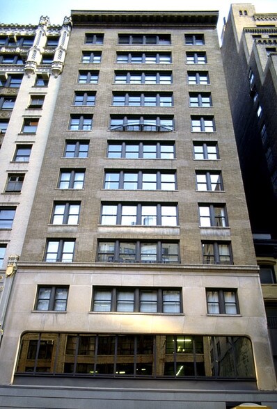More Photos Of 57 W 38th St, New York Office For Lease