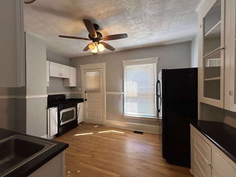 More Photos Of 4309 Clinton Ave, Cleveland Apartments For Sale