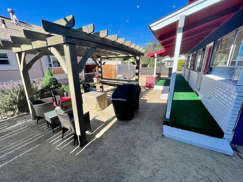 More Photos Of 929 Wheeler Ave, Reno Apartments For Sale