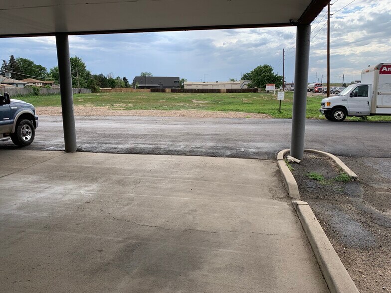 More Photos Of 14400 E Smith Rd, Aurora Warehouse For Lease