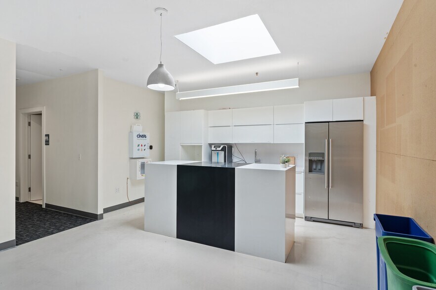 More Photos Of 111 Potrero Ave, San Francisco Office For Lease