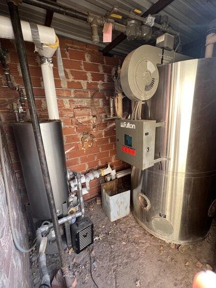 More Photos Of 123 E Grand Ave, Frederick Storefront Retail Office For Sale