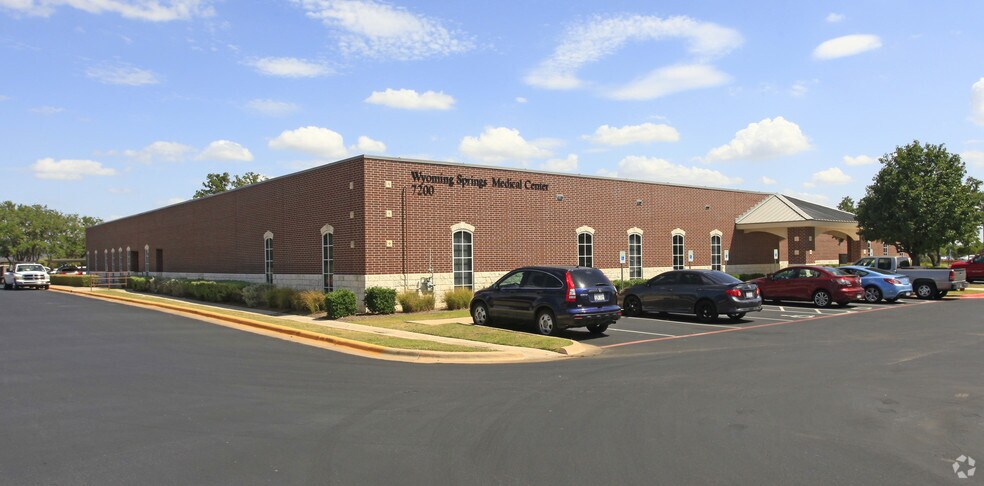 More Photos Of 7200 Wyoming Springs Rd, Round Rock Medical For Lease