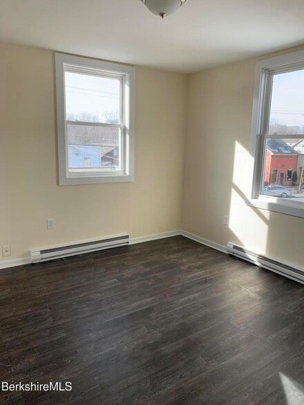 More Photos Of 35 Main St, West Stockbridge Apartments For Sale