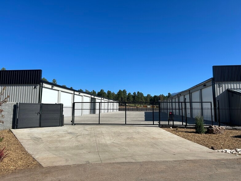 More Photos Of 5590 Dark Sky, Flagstaff Self Storage For Sale
