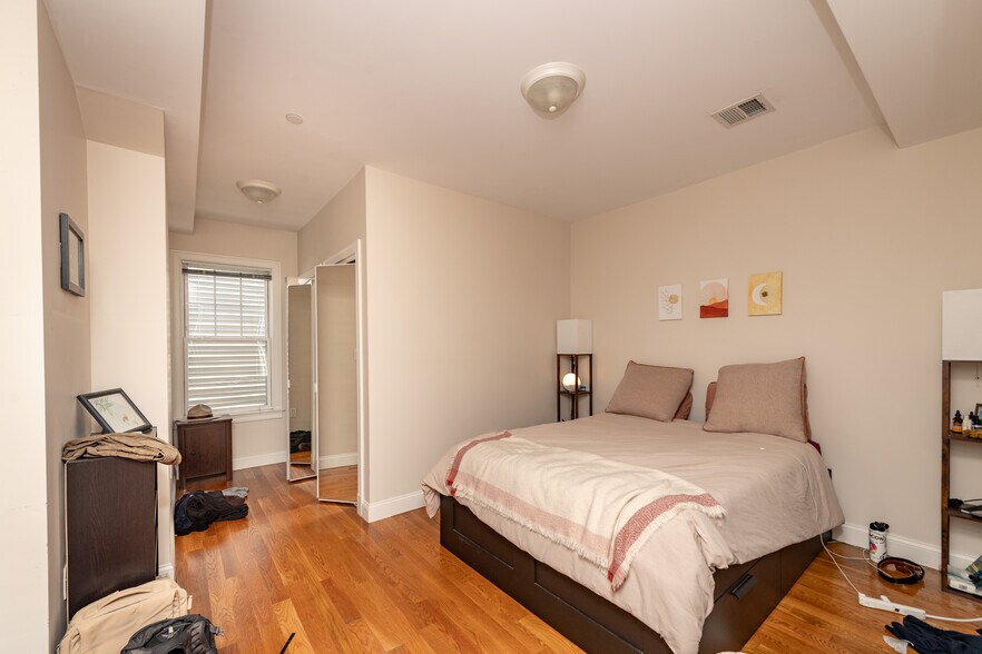 More Photos Of 11 Marney St, Cambridge Apartments For Sale