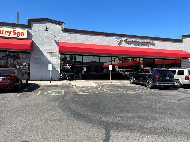 More Photos Of 1211 N Country Club Dr, Mesa General Retail For Lease