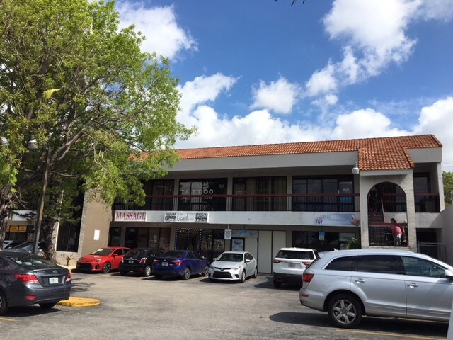 More Photos Of 3939 NW 7th St, Miami Storefront Retail Office For Sale