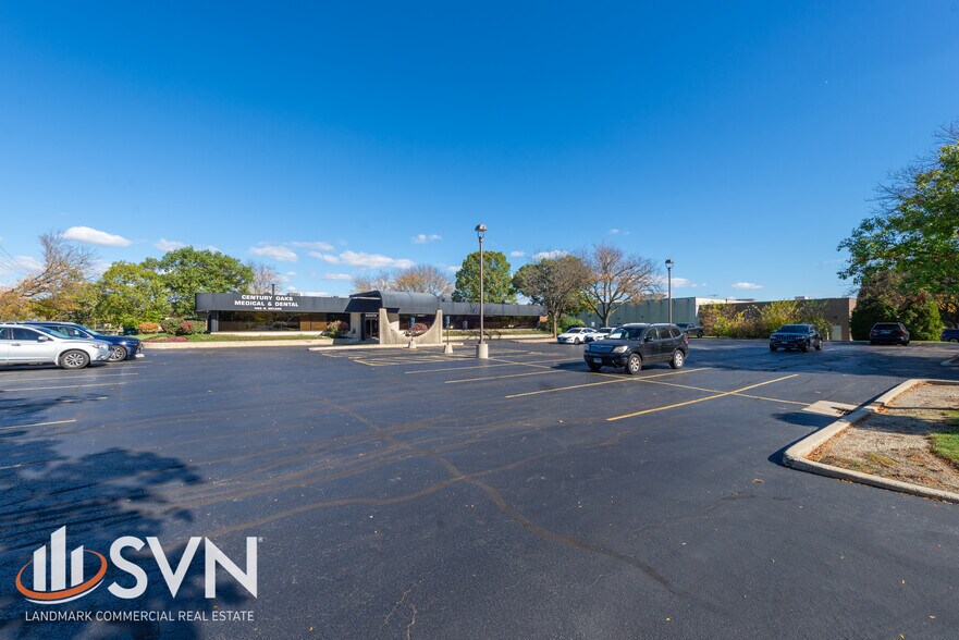 More Photos Of 1425 N McLean Blvd, Elgin Medical For Sale