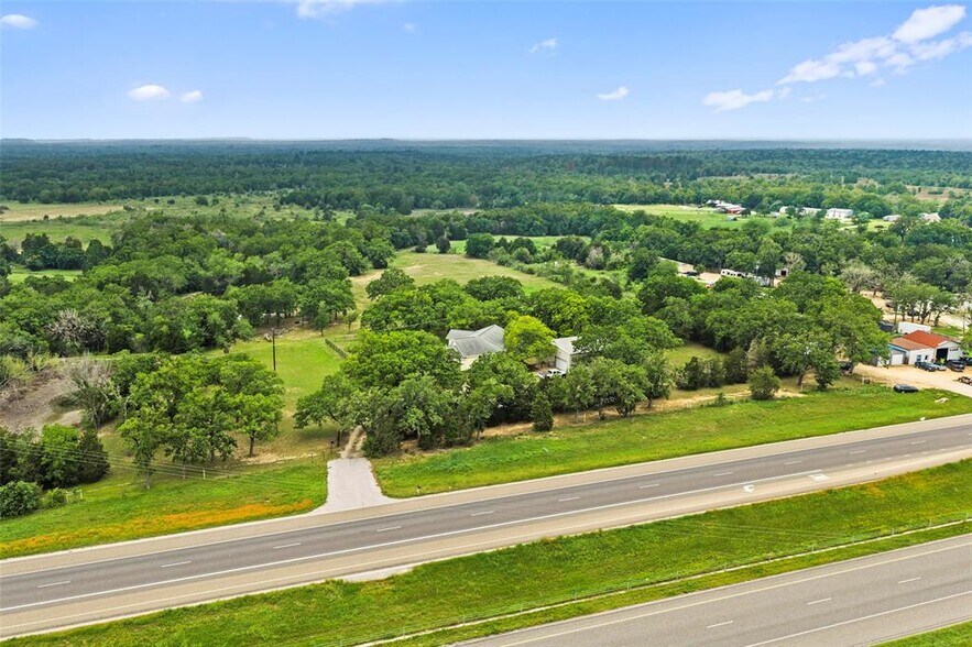 More Photos Of 1389 U.S. 290 E, Elgin Land For Sale