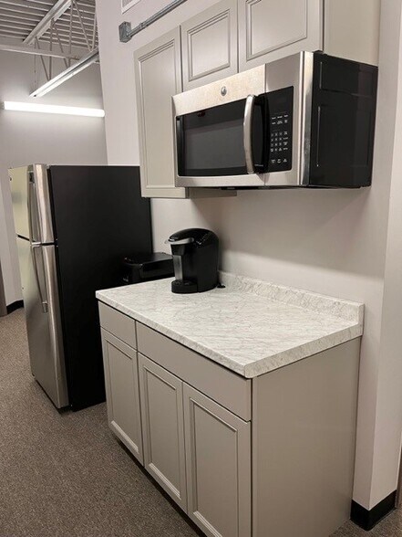 More Photos Of 3405 N 6th St, Harrisburg Coworking Space