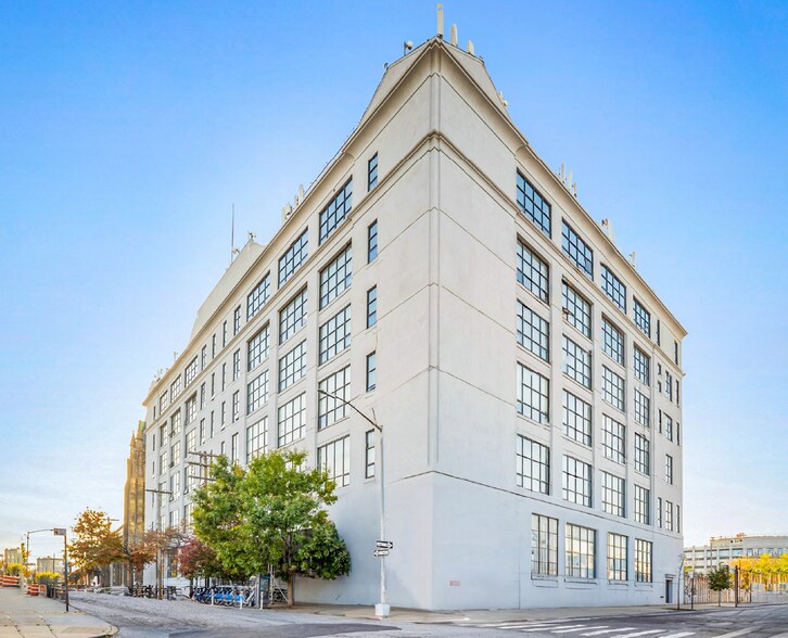 More Photos Of 80 Richards St, Brooklyn Light Manufacturing For Lease