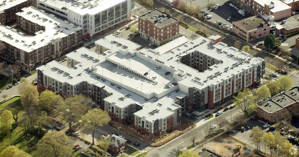 More Photos Of 1750 Camden Rd, Charlotte Apartments For Lease