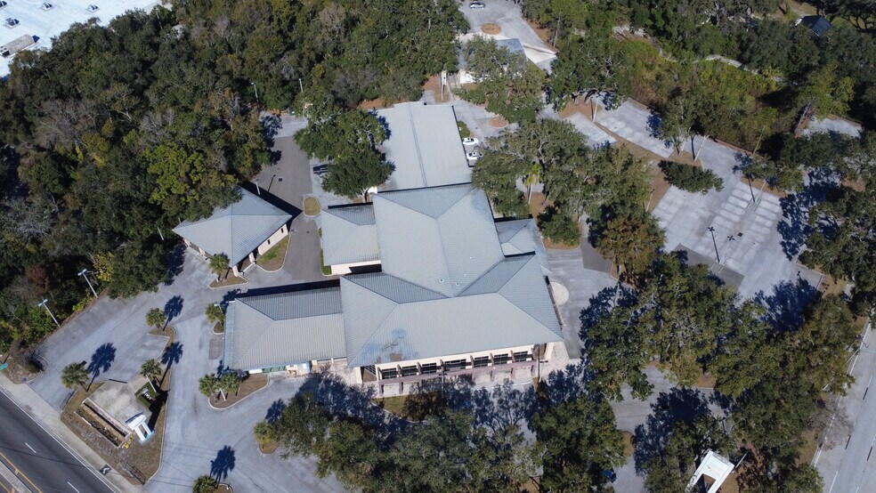 More Photos Of 320 E Fletcher Ave, Tampa Auto Dealership For Sale