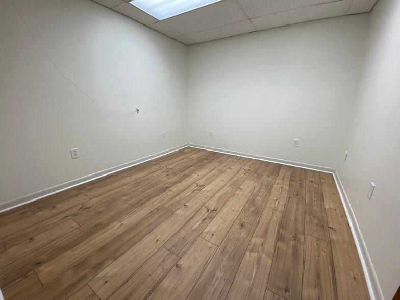 More Photos Of 44214 Stein Rd, Hammond Unknown For Lease