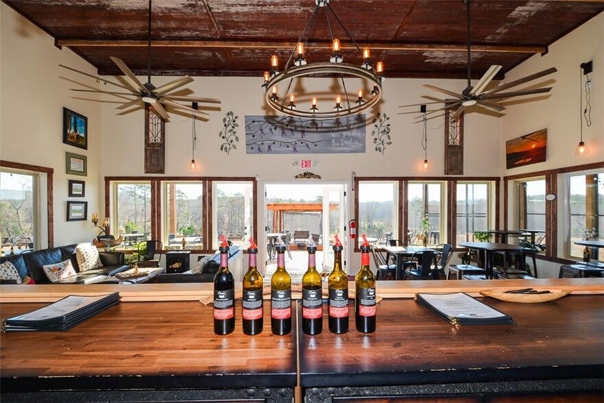 More Photos Of 119 Inland Dr, Talking Rock Winery Vineyard For Sale