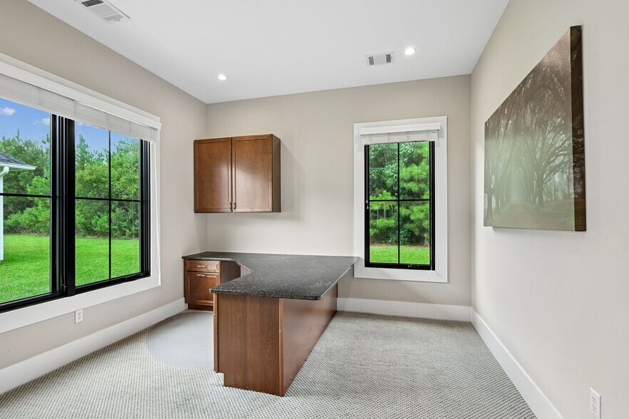 More Photos Of 27735 James Chapel Rd N, Holden Office For Sale
