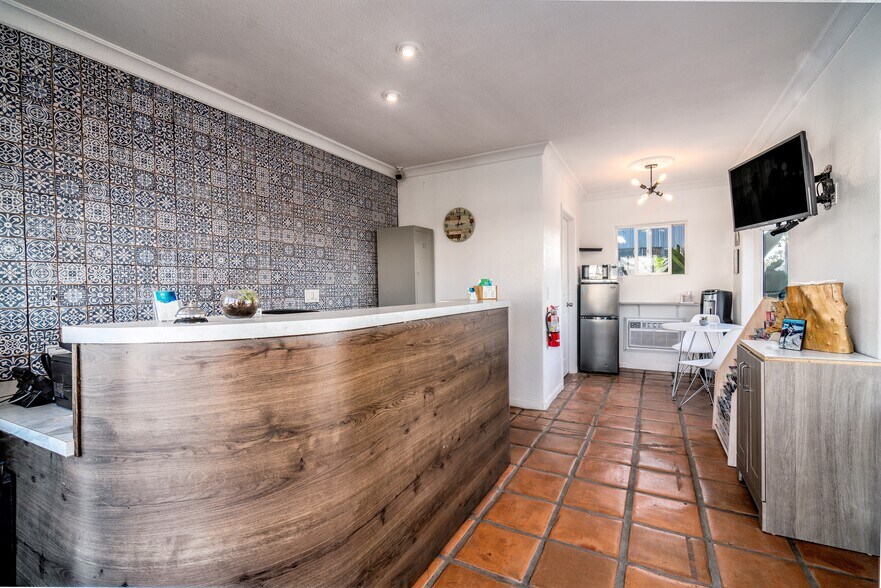 More Photos Of 785 Seacoast Dr, Imperial Beach Hotel For Sale