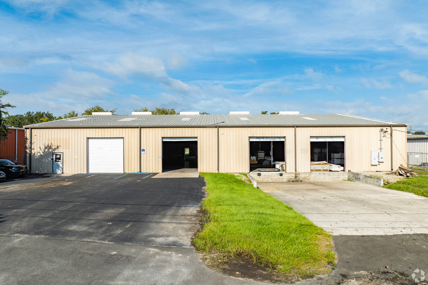 Primary Photo Of 7818 Depot Ln, Tampa Warehouse For Sale