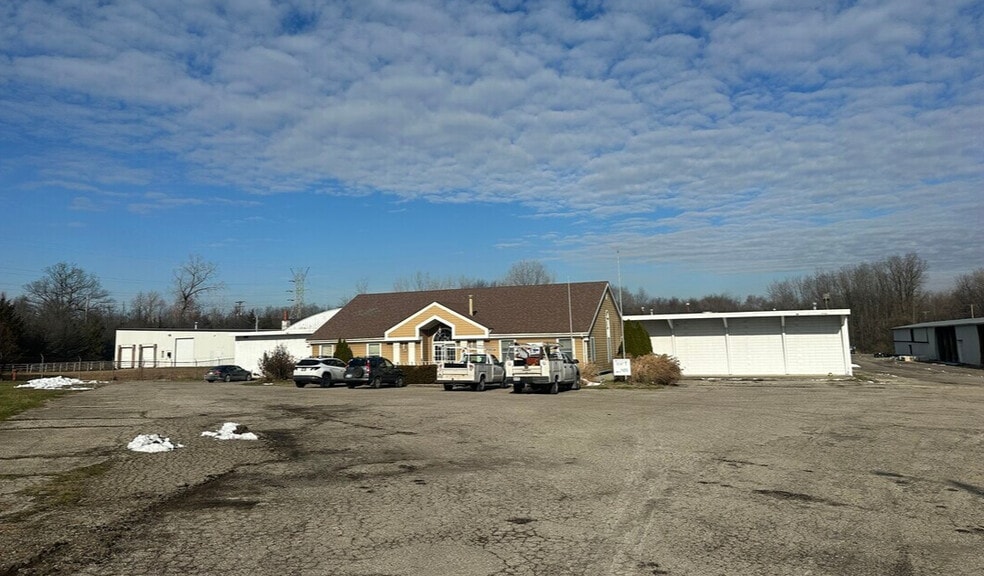 Primary Photo Of 4301 James H. McGee Blvd, Dayton Manufacturing For Lease