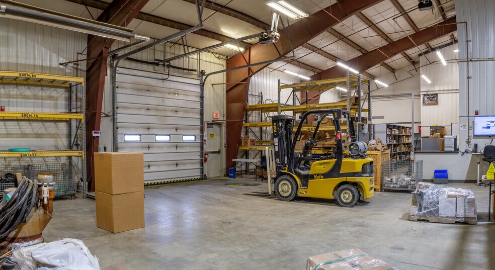 More Photos Of 3860 Helberg Dr, Helena Service For Lease