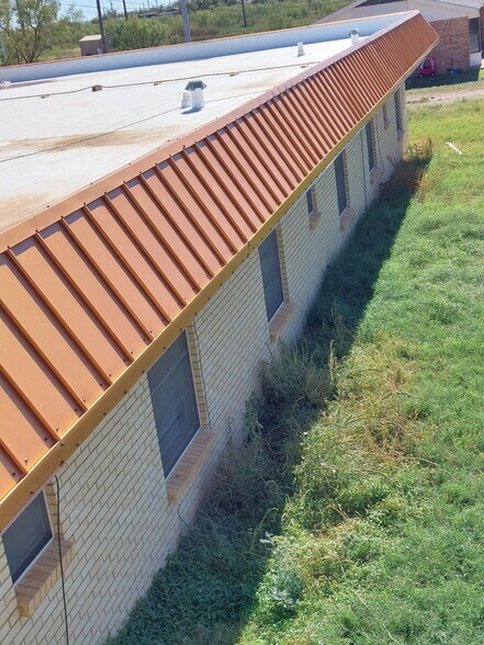 More Photos Of 125 Avenue J, Anson Skilled Nursing Facility For Sale