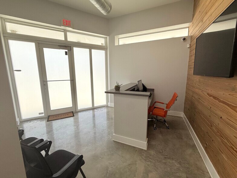 More Photos Of 4256 NW 7th Ave, Miami Storefront For Sale