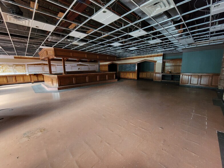 More Photos Of 315 Route 303, Orangeburg Storefront Retail Office For Lease