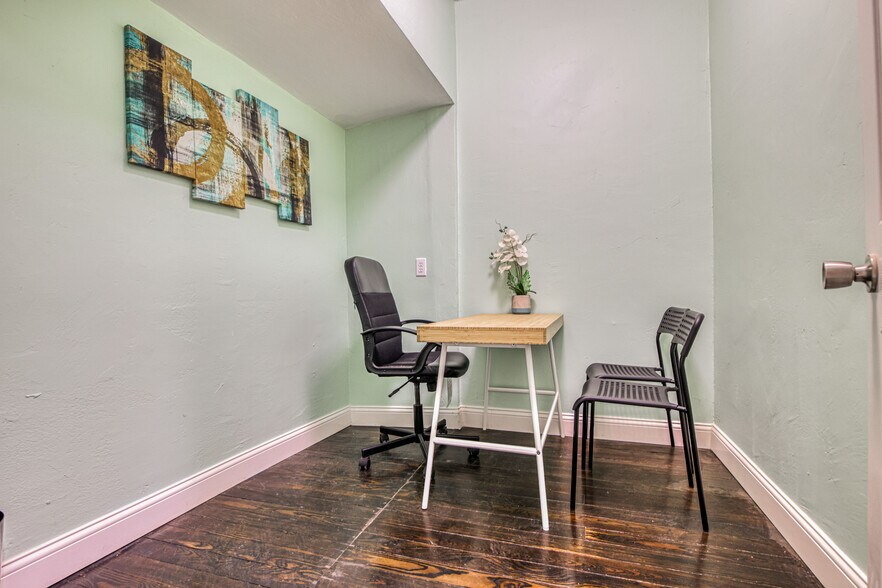 More Photos Of 2415 Montana Ave, El Paso Office Residential For Sale