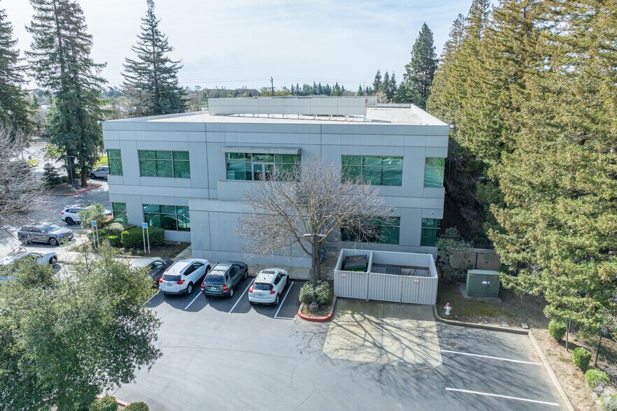 More Photos Of 8775 Folsom Blvd, Sacramento Office For Lease