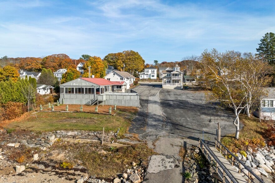 More Photos Of 47 & 49 Atlantic Avenue, Boothbay Harbor Flex For Sale