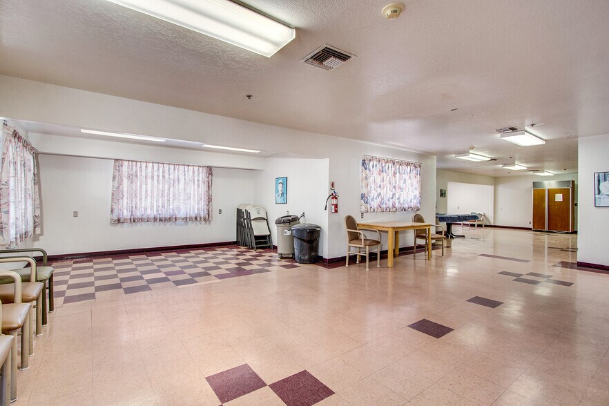 More Photos Of 6889 Sunny Vista Rd, Joshua Tree Lodge Meeting Hall For Sale