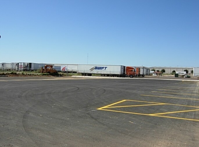 More Photos Of 11918 Conley Rd, Laredo Warehouse For Lease
