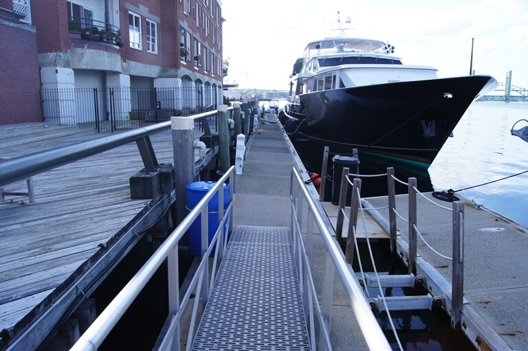 More Photos Of 1 Harbour Pl, Portsmouth Office For Lease