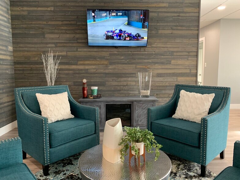 More Photos Of 240 S Wilcox St, Castle Rock Loft Creative Space For Sale