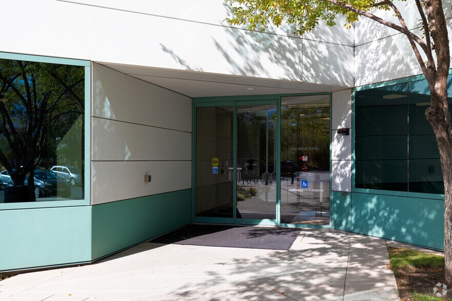 More Photos Of 1100 E 6600 S, Murray Office For Lease