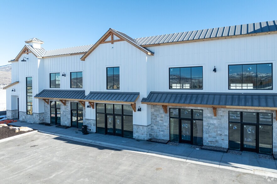 More Photos Of 1223 S Harwood Way, Francis Freestanding For Lease