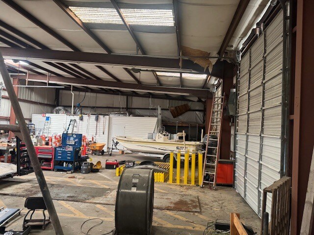 More Photos Of 2853 Meeting Street Rd, North Charleston Service For Lease