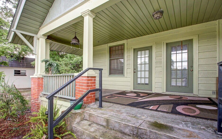 More Photos Of 211 S US Highway 17, East Palatka Apartments For Sale