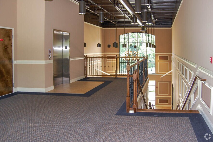 More Photos Of 425 Buford Hwy, Suwanee Storefront Retail Office For Lease