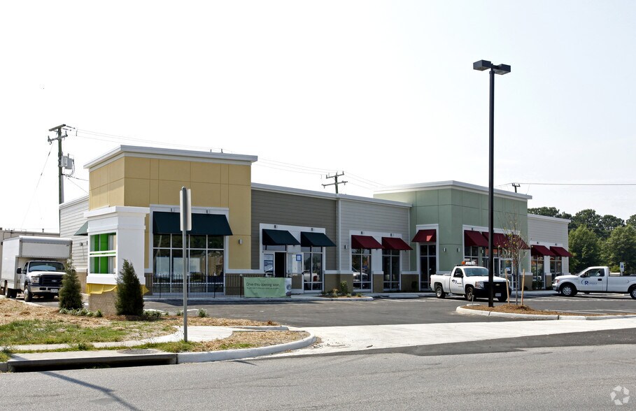 More Photos Of 1099 Independence Blvd, Virginia Beach Freestanding For Lease
