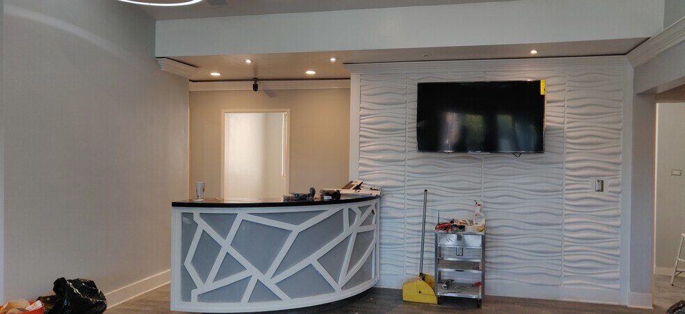 Primary Photo Of 4533 College Ave, San Diego Medical For Lease